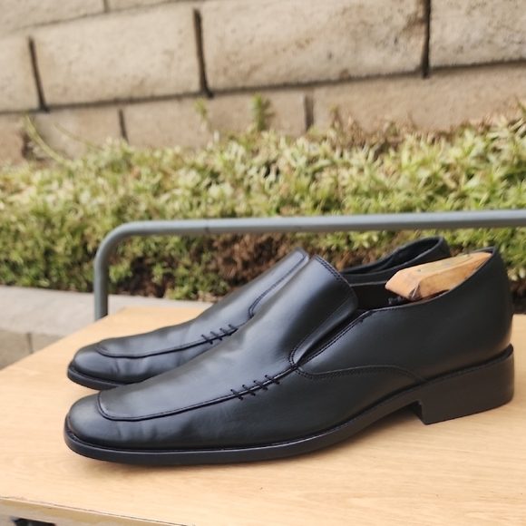 Steve Madden Black Leather Men's Slip-On Loafers Size 9.5 - Picture 1 of 12